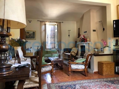 Villa in ottime condizioni, in vendita in Via Del Ferraio, Alessandria