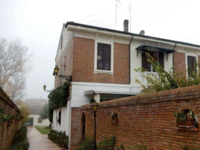 villa in vendita a Ferrara