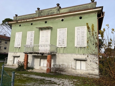 Villa in Vendita in Viale Trieste 26 a Gradisca d'Isonzo
