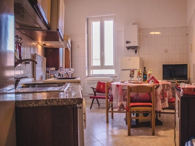 Affascinante appartamento con 2 camere da letto in affitto, Centro Storico, Roma