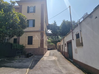 Casa a Frascati in Frascati Via Vittorio Veneto