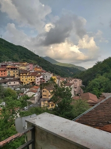 Casa indipendente con giardino, Carrara gragnana