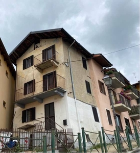 Casa semi indipendente in Via Maria Teresa Marchini 5 a Giaveno