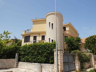 Villa in vendita, Siracusa pizzuta scala greca