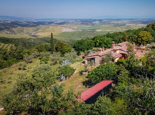 Agriturismo incredibile e autentico in una splendida posizione panoramica tra le colline di Volterra