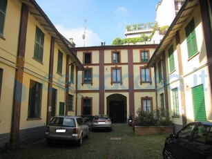 Appartamento Bilocale in ottime condizioni, in affitto in Via Bramante 39, Milano