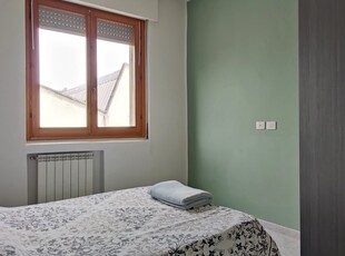 Appartamento con 1 camera da letto in affitto a Precotto, Milano