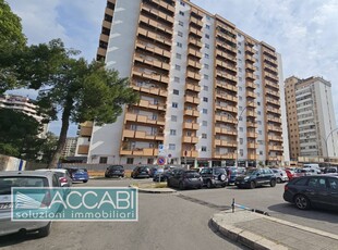 Appartamento di 192 mq a Palermo