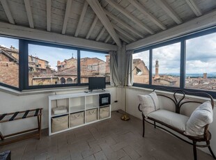 Appartamento di lusso in vendita via casato di sopra, Siena, Toscana
