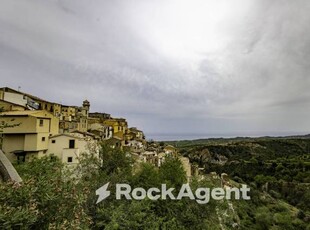 Appartamento in vendita in Badolato, Italia