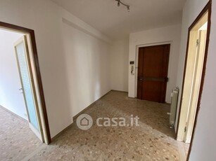 Appartamento in Vendita in Via Cesare Battisti a Pisa