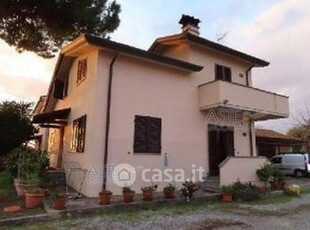 Appartamento in Vendita in Via di Cardeta 10 a San Giuliano Terme
