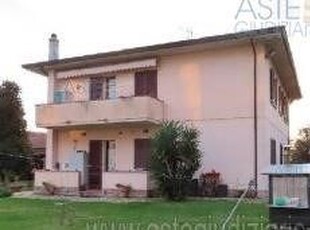 Appartamento in Vendita in Via di Cardeta 10 a San Giuliano Terme