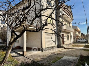 Appartamento in Vendita in Via Giacomo Zanella a Dueville