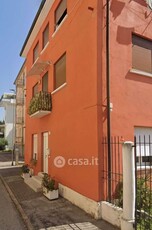 Appartamento in Vendita in Via Ippolito Pindemonte a Vicenza