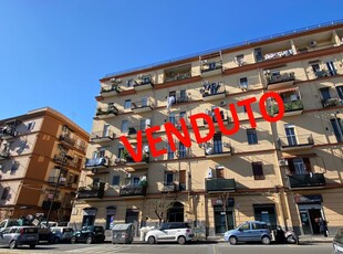 Appartamento in vendita Napoli