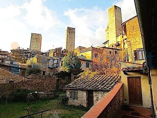 Appartamento Quadrilocale in vendita in Via Piandornella, San Gimignano