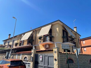 Casa a Roma in Via Giovanni Battista Manzella, San Cleto