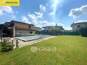 Casa Bi/Trifamiliare in Vendita in a Legnago