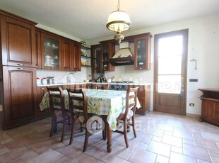Casa Bi/Trifamiliare in Vendita in Via Giuseppe Toniolo a San Giuliano Terme