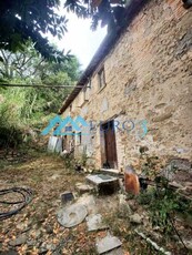Casa Bifamiliare in Vendita ad Ascoli Piceno - 32000 Euro