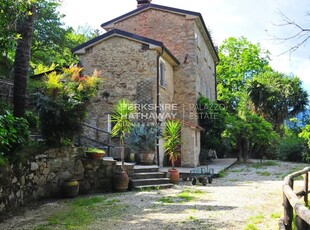 Casa di prestigio di 250 mq in vendita Pietrasanta, Toscana