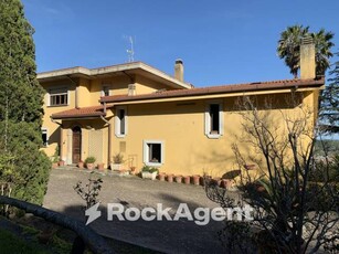 Casa in vendita in Catanzaro, Italia