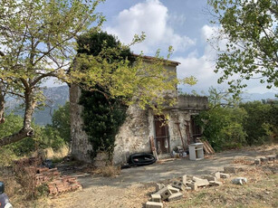 Casa in vendita in Giungano, Italia