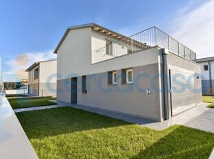 Casa singola di nuova costruzione, in vendita in Strada Dei Pizzolati, Vicenza