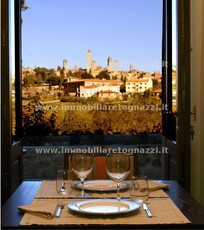 Casa Vacanze in edificio di valore storico con splendida vista sulle Torri di San Gimignano.