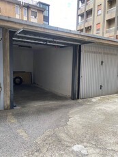 Garage / Posto auto in Viale Monza 365 a Milano