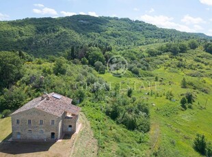 Lussuoso casale in vendita Gubbio, Umbria