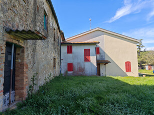 Porzione Di Casale Con Giardino