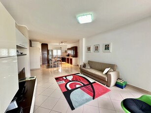 RENT TO BUY! per Appartamento Elegante 3 camere e garage