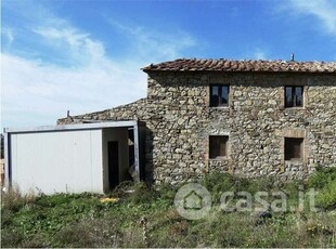 Rustico/Casale in Vendita in a Castelnuovo di Val di Cecina