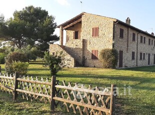 Stabile / Palazzo in Vendita in Via di Porta a Selci a Volterra