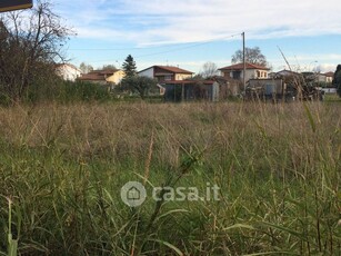 Terreno agricolo in Vendita in a Cascina