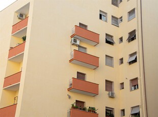 Vendita Appartamento, in zona DON BOSCO, ROMA