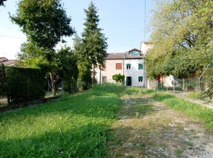 Villa a Schiera in Vendita ad Camisano Vicentino - 125000 Euro