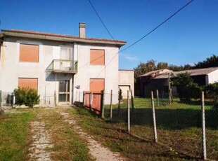 Villa Bifamiliare in Vendita ad Grumolo Delle Abbadesse - 150000 Euro