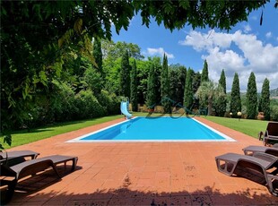 Villa con piscina sulle Colline Lucchesi