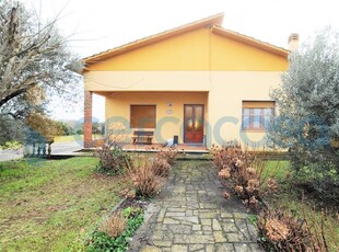 Villa in ottime condizioni in vendita a Ponte Buggianese