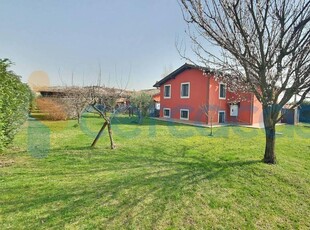 Villa in ottime condizioni, in vendita in Via Di Vermicino 63, Frascati