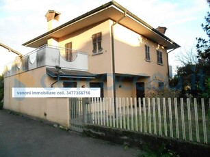 Villa in ottime condizioni, in vendita in Via Giotto 2, Almenno San Salvatore