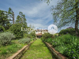 Villa in vendita a Gragnano - Capannori