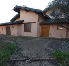 Villa in Vendita a Limido Comasco