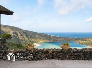 Villa in Vendita ad Pantelleria - 1800000 Euro
