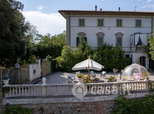 Villa in Vendita in Via del Commercio a Casciana Terme Lari