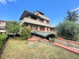 Villa in Vendita in Via Giacomo Matteotti a Casciana Terme Lari