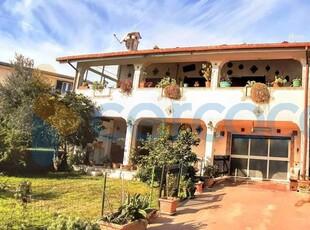 Villa in vendita in Via Piccolomini 2, Ardea